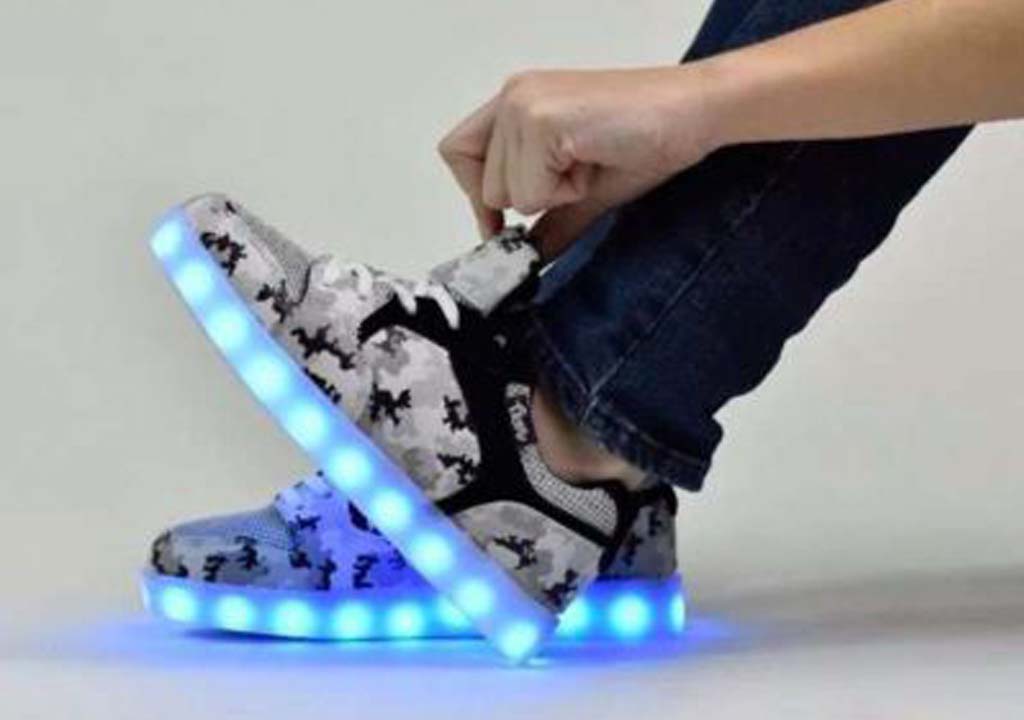 tenis con luces