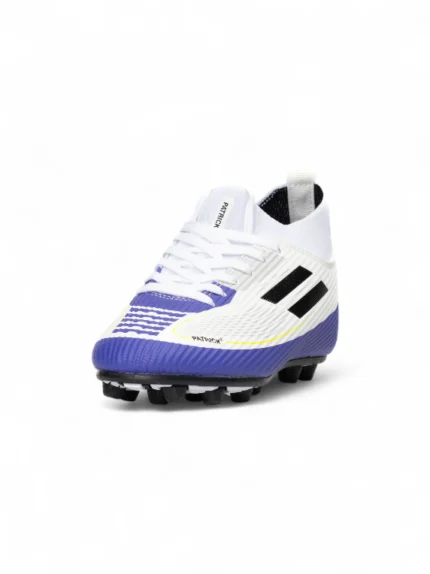 Guayo Unisex Blanco con detalles Morados marca Patrick, ideal para canchas sintéticas, con suela de tracción y ajuste cómodo referencia 7120-255.
