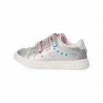 Tenis FisherPrice Plateado para niña con diseño moderno, detalles brillantes y suela antideslizante marca Titinos referencia 7104-529.