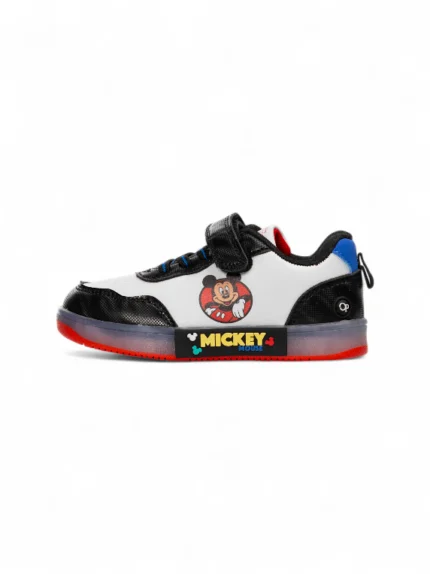 Tenis Blanco para niño con diseño de Mickey Mouse, divertido, cómodo y con suela antideslizante marca Titinos referencia 7101-126.