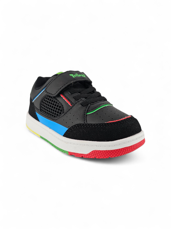 Tenis Niño Moda Casual en color negro, cómodos y versátiles para uso diario, marca Titinos referencia 7150-841.